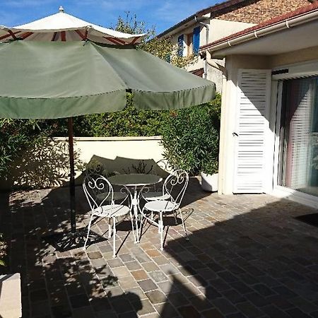 Chez Maryna Bed & Breakfast Longpont-sur-Orge ภายนอก รูปภาพ