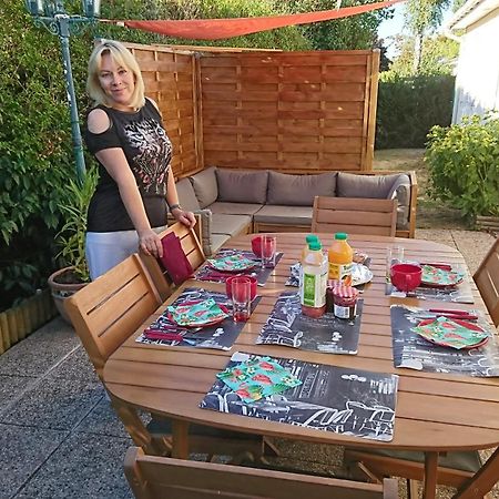 Chez Maryna Bed & Breakfast Longpont-sur-Orge ภายนอก รูปภาพ