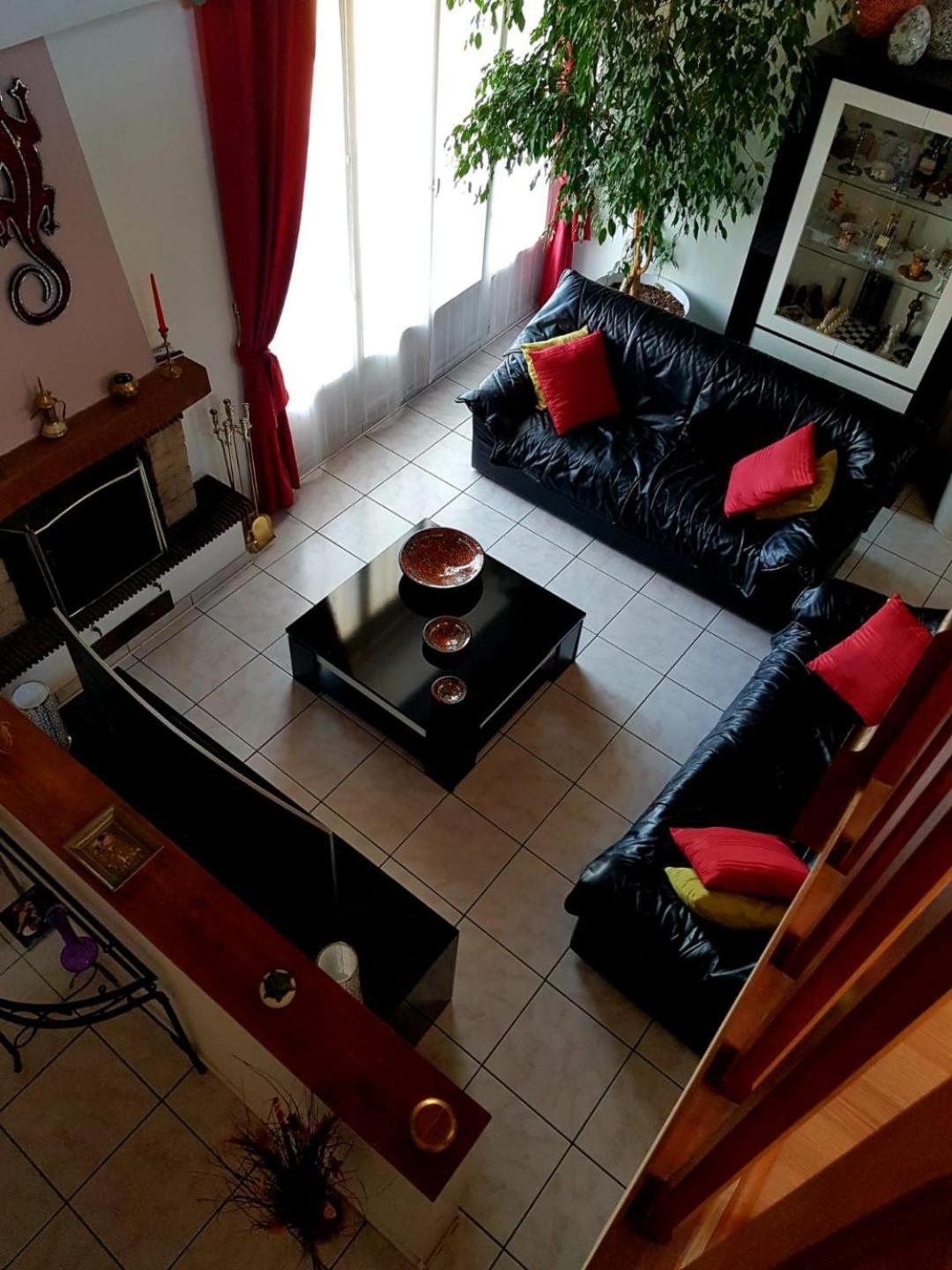 Chez Maryna Bed & Breakfast Longpont-sur-Orge ภายนอก รูปภาพ